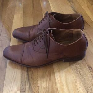 Florsheim 10.5 genuine leather Oxford-style shoes